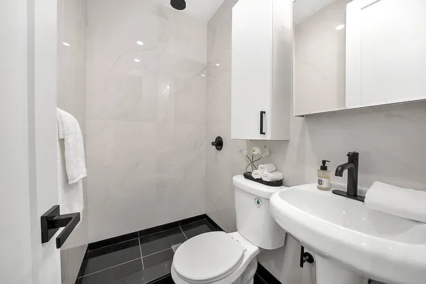 Rented by Douglas Elliman | media 6