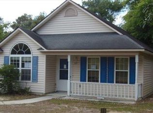 119 NE 14th St, Oak Island, NC 28465