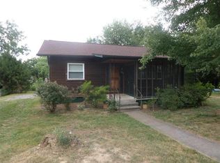 123 S Alabama Rd, Oak Ridge, TN 37830