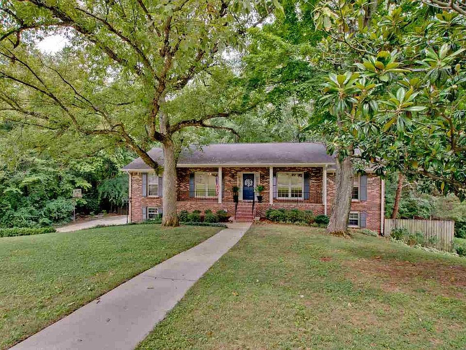 2nd image of 7708 Tree Line Dr SE