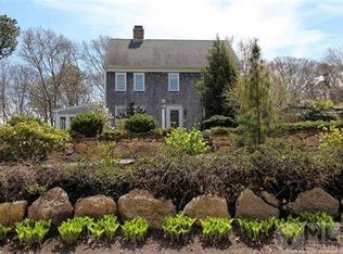11 Maker Ln, Falmouth, MA 02540