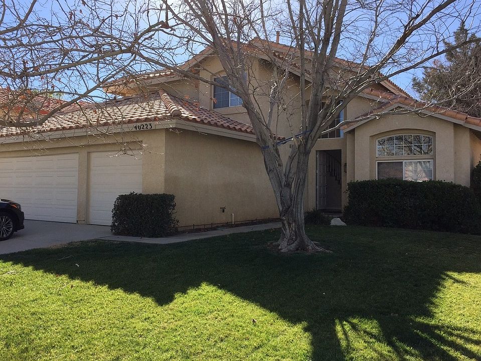 1st image of 40223 Palmetto Dr
