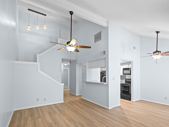 Vaulted Ceilings in Living