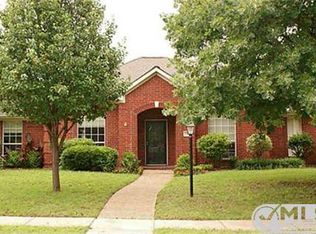 1222 Wicklow Ln, Garland, TX 75044