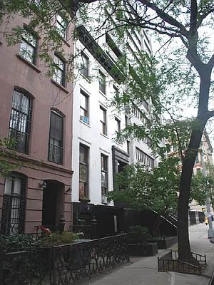 Rented by Sotheby's International Realty | media 7