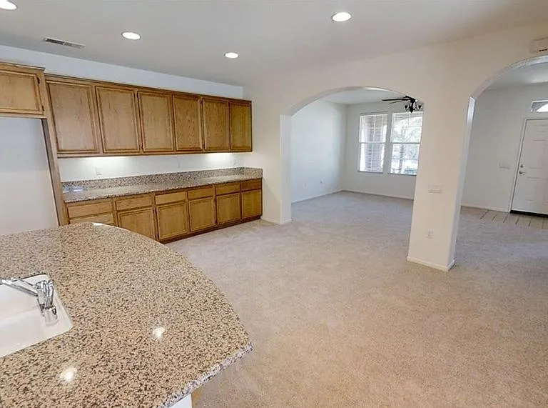 8240 Triplett Ln — Photo 5