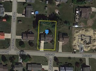 7513 Roni St SW, Massillon, OH 44646