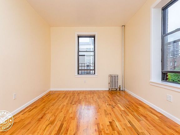 3rd image of 280 Crown St APT C1