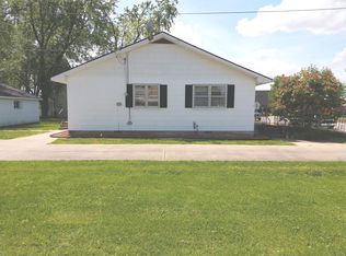 405 W 6th St, Lamar, MO 64759