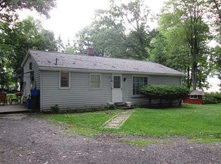 793 Mercer Rd, Butler, PA 16001