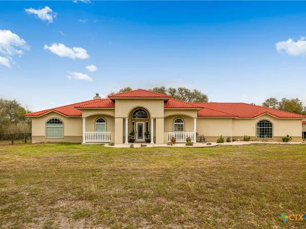 16 Rockwood Dr, Victoria, TX 77905