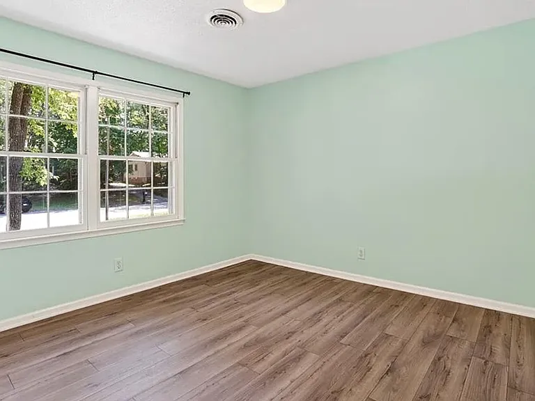 4419 Forest Walk Dr — Photo 17