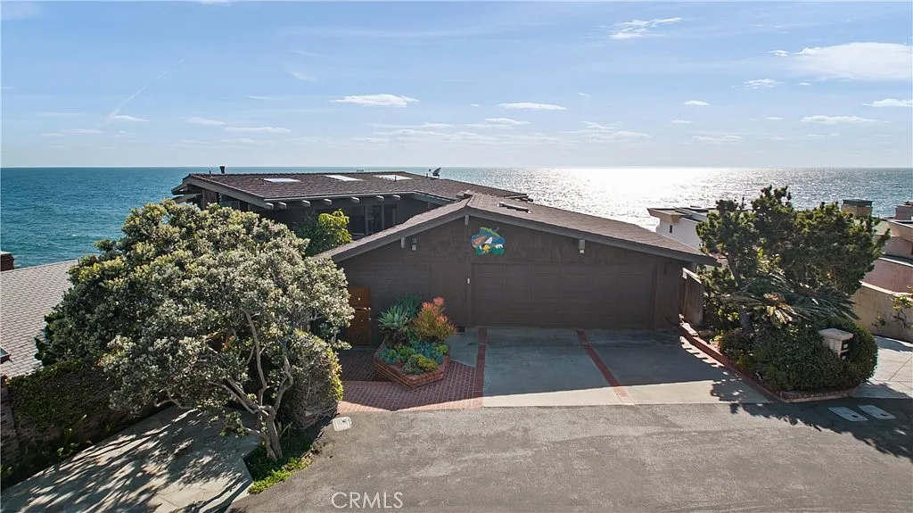 4 bed, 3335 sqft, $35,000 — Photo 3