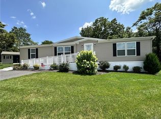 4201 Silver Fox Ct N, Orefield, PA 18069