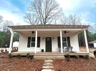90 Cove Dr, Eclectic, AL 36024