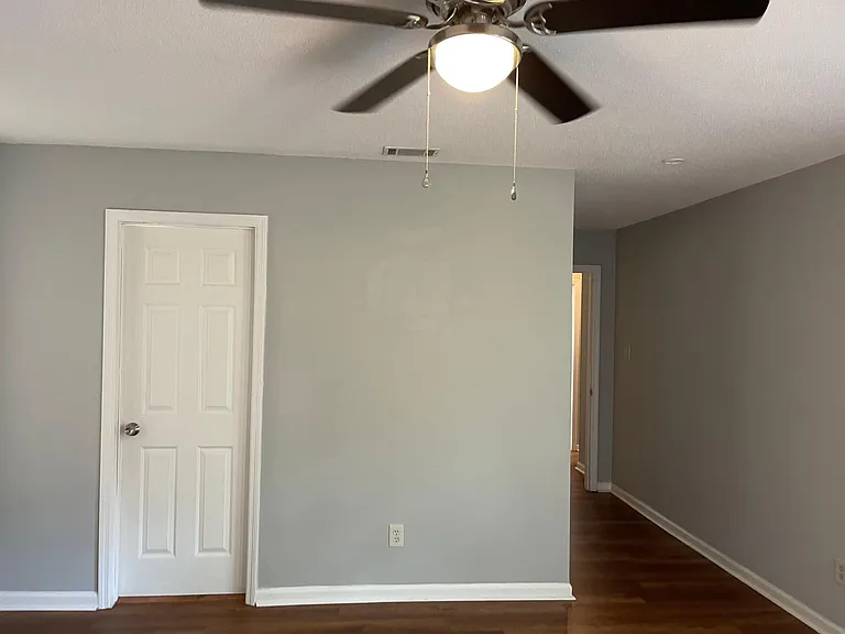 1502 Whitfield Park Cir — Photo 18