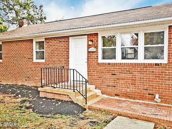 3rd image of 8107 Vineyard Dr