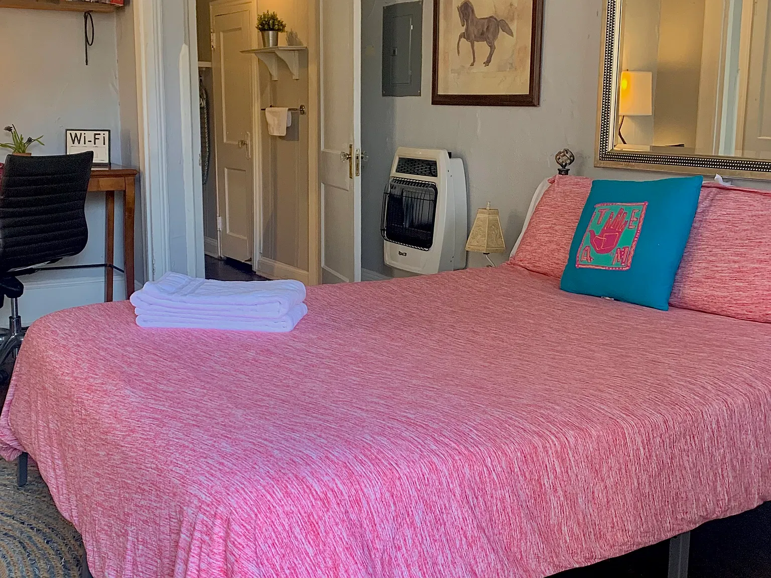 Studio, 575 sqft, $1,200 — Photo 2