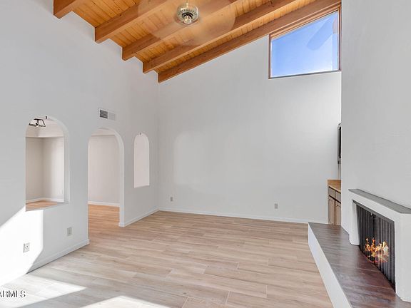 5th image of 436 W GLENEAGLES Drive
