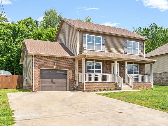 3rd image of 3459 Bradfield Dr