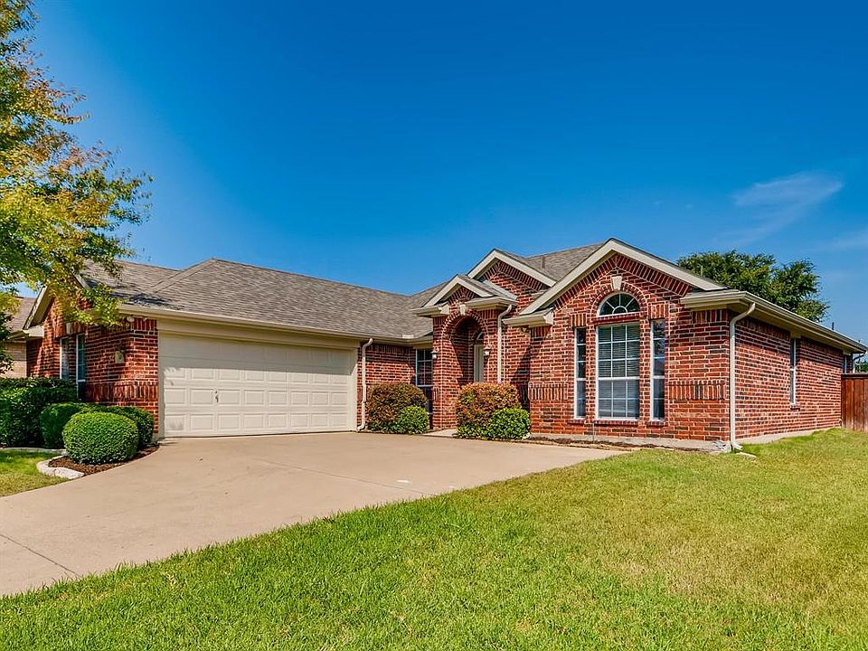 1st image of 1409 Butterfly Ln