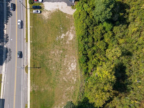 2nd image of 185B State Rd