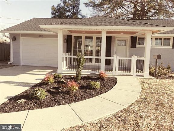 2nd image of 4702 Flower Ln