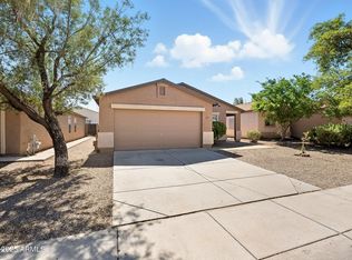 1751 E Cowboy Cove Trl, San Tan Valley, AZ 85143
