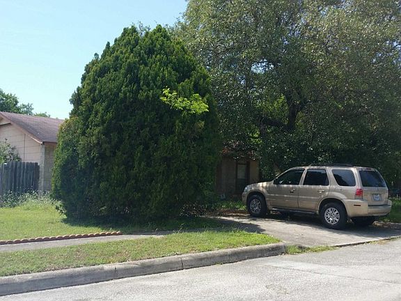 3rd image of 6531 Ambling St