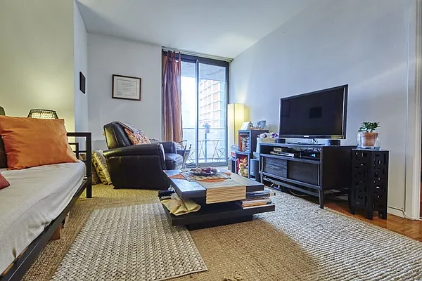 Rented by RSNY Realty | media 1