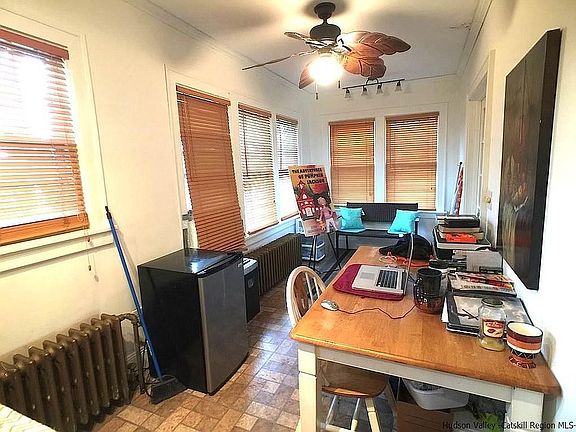 5th image of 176 West St
