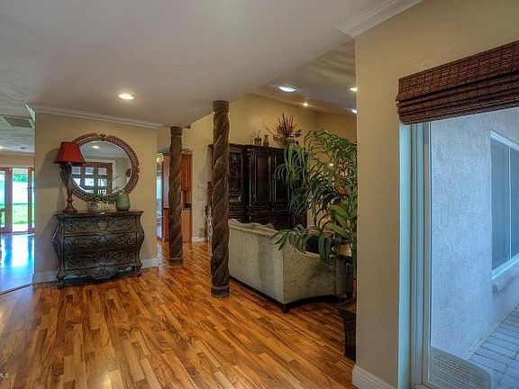 4th image of 4553 E Onyx Ave