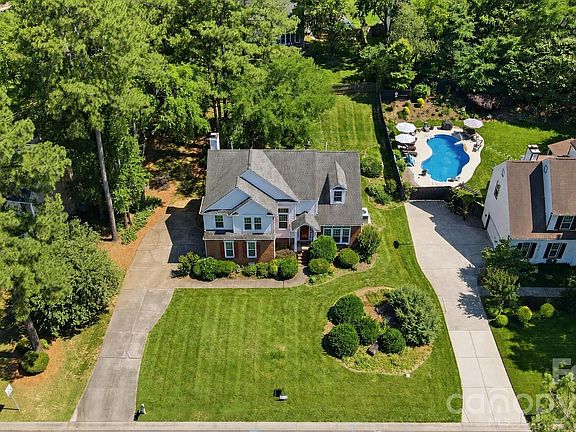 4th image of 12100 Provincetowne Dr