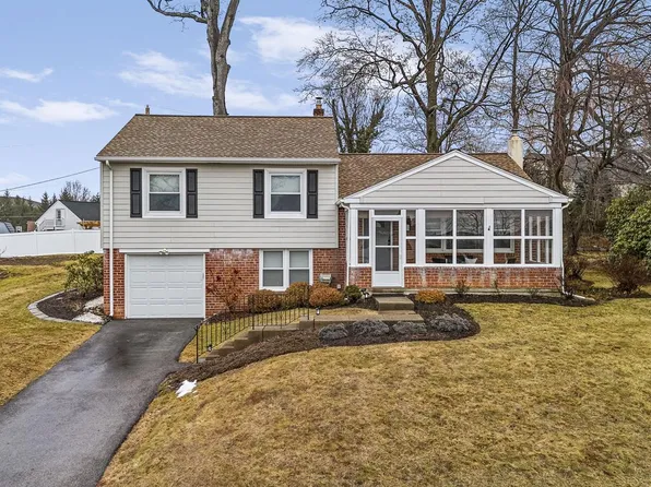 711 Elgin Rd, Newtown Square, PA 19073