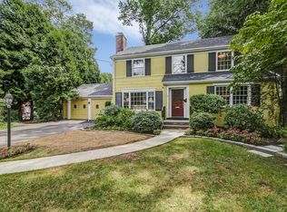 25 Hawthorn Dr, Westfield, NJ 07090