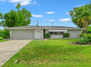 151 SW 48th Ter, Cape Coral, FL 33914