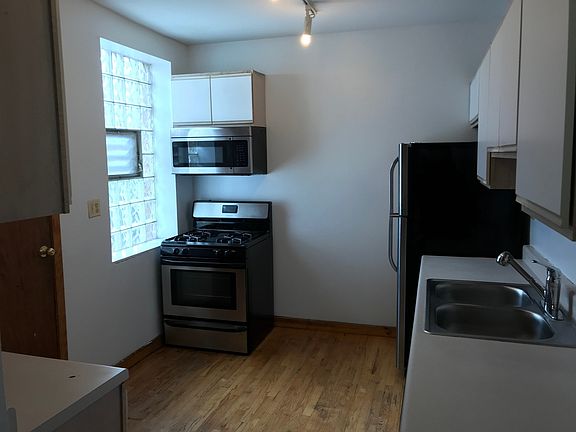 2nd image of 4927-33 N Kedzie Ave #4929-1W
