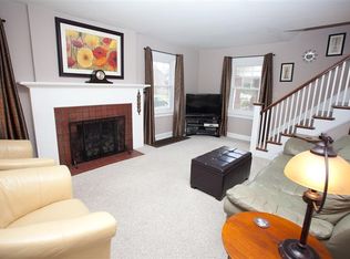 456 E Dunedin Rd, Columbus, OH 43214