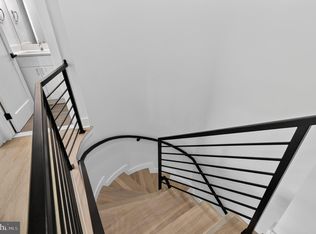 1650 Columbia Rd NW #401, Washington, DC 20009