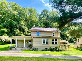 1017 James St, Hunker, PA 15639