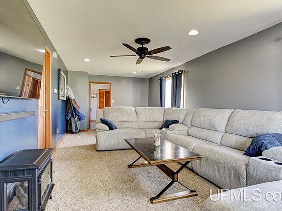 5th image of 4316 D Rd