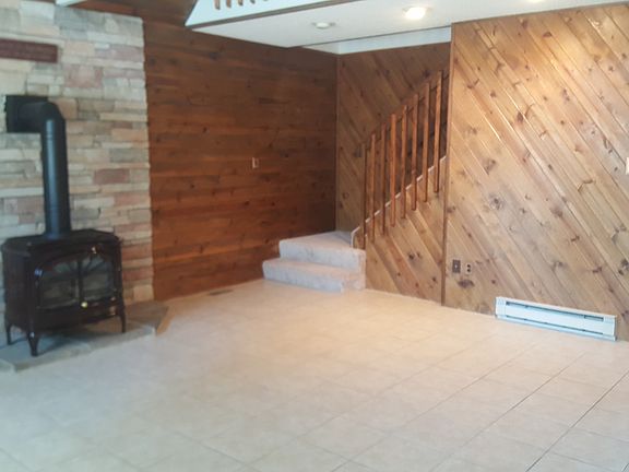 Family room, gas stove