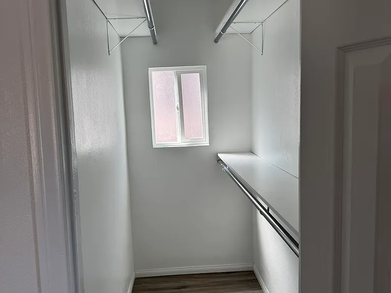 2609 W Avenue 31 — Photo 8