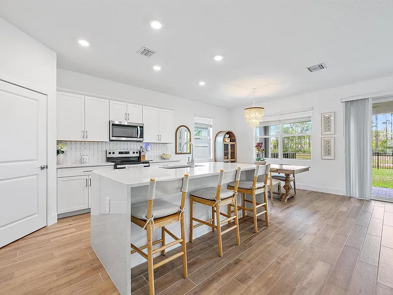 6841 SE Park Trace Dr — Photo 8