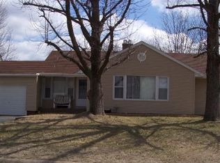 218 W Liberty St, Columbia, IL
