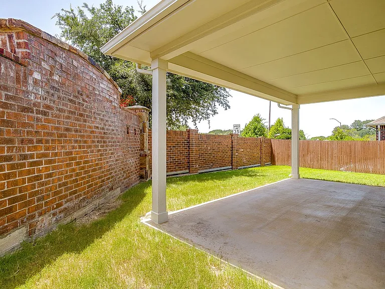 3801 Weatherstone Dr — Photo 44