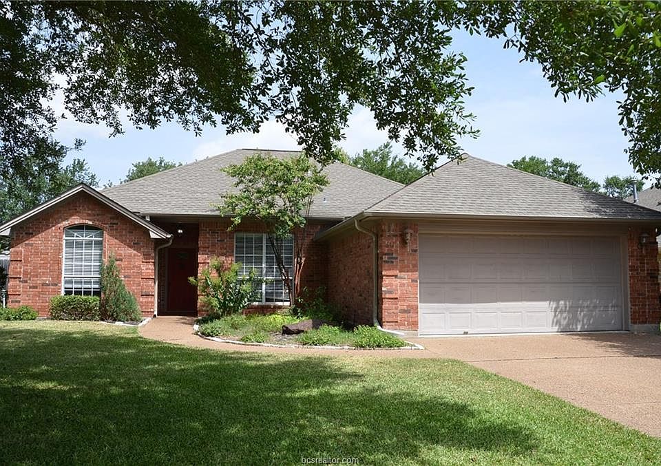 1st image of 611 Castlebrook Dr