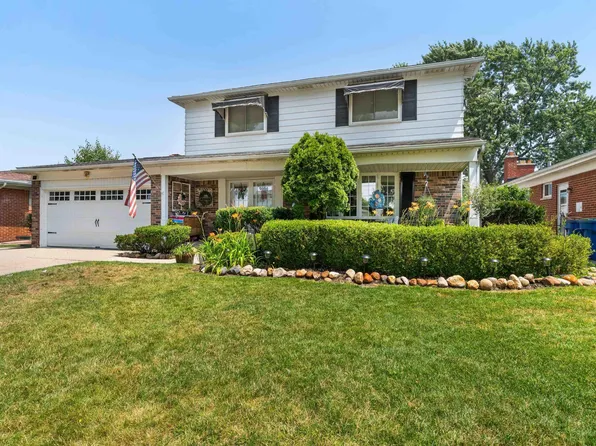 32300 Lancaster Dr, Warren, MI 48088