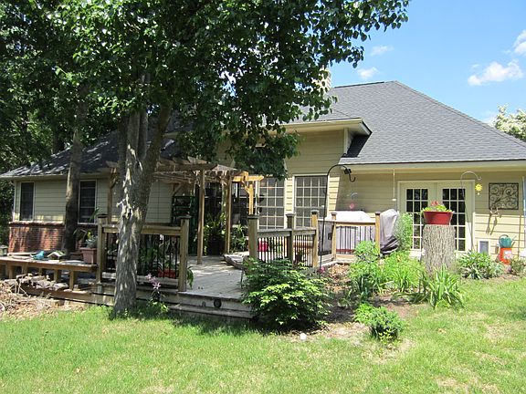 2nd image of 2613 Twisted Oak Cv S