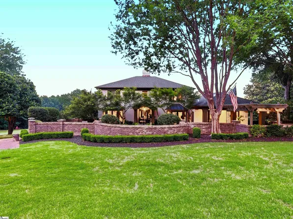 112 E Round Hill Rd, Greenville, SC 29617